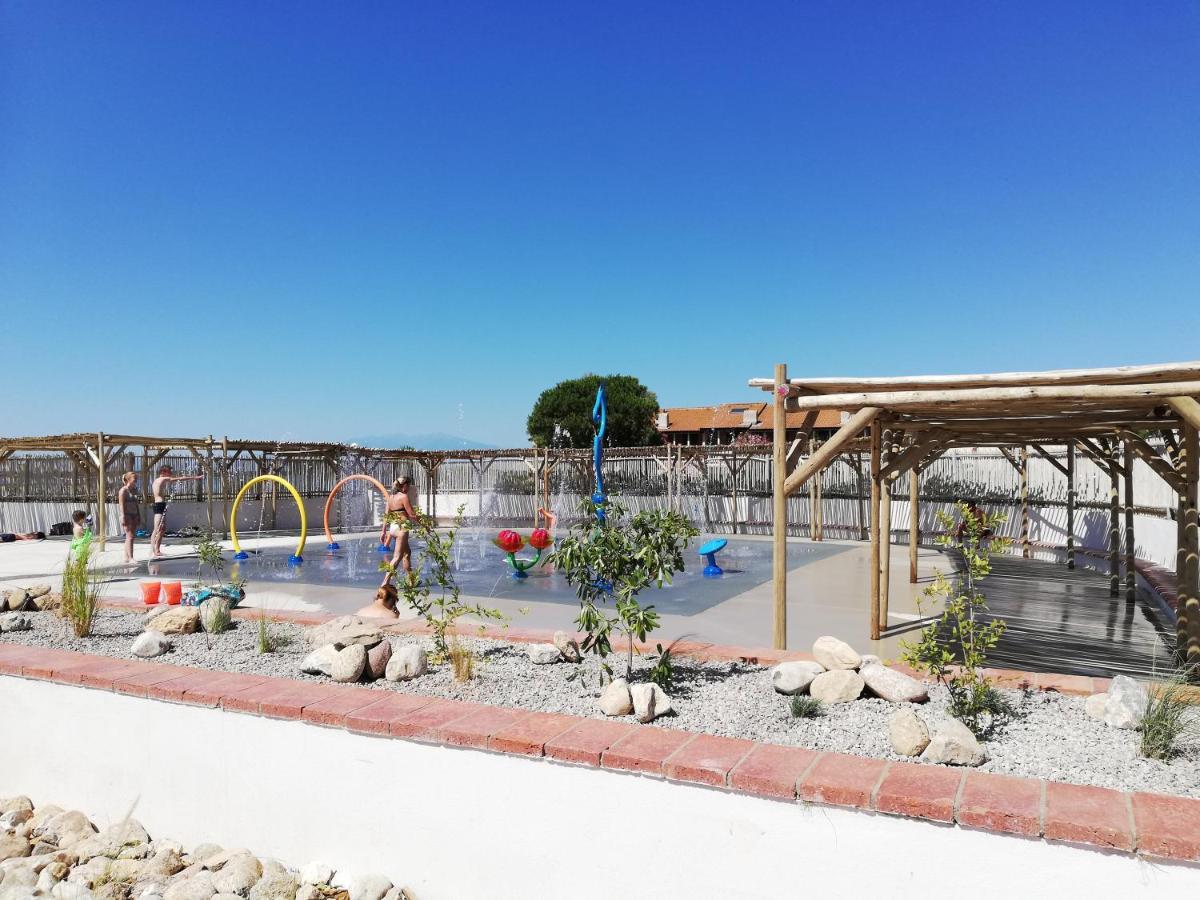 Appartement Tout Confort A Cap Coudalere Avec Vue Magnifique Sur Le Canigou Au Bord Du Lac - Check In Automatise - Parking Gratuit - Aire De Jeux D'Enfants - Le Barcarès Buitenkant foto